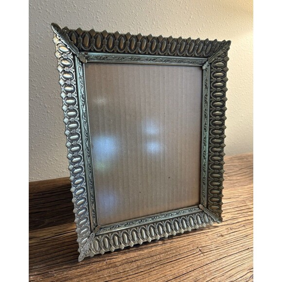 Vintage Ornate Picture Frame Holds 8X10 Inches Velvet Backing - Picture 7 of 14